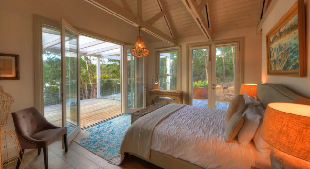 The Peninsula Experience, Prenota Hotel Dover Huon Valley