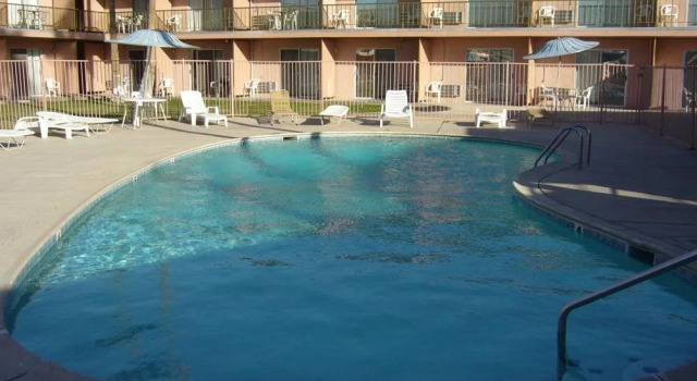 Royal Motor Inn, Prenota Hotel Yuma Arizona