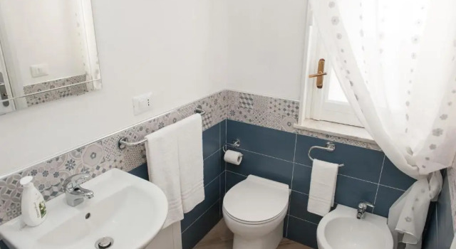 Номер Standard White B&B