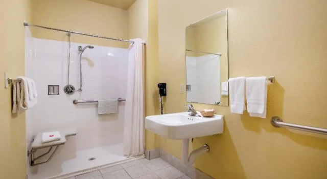 Двухместный номер Deluxe OYO Hotel Valley View TX, I-35