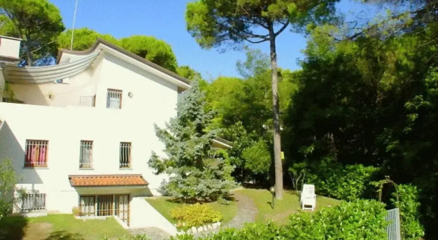 Апартаменты Ground Floor Vacation Home for six Guests
