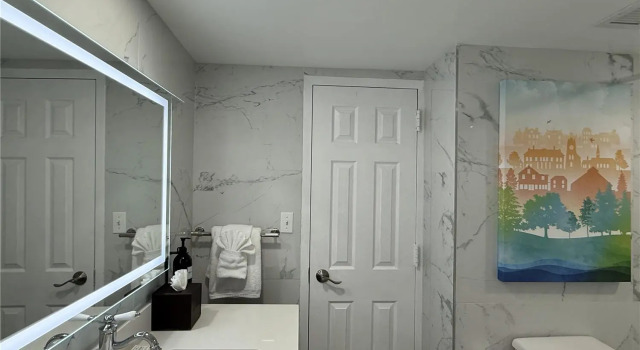 Четырёхместный номер Standard The Roslyn, Tapestry Collection by Hilton