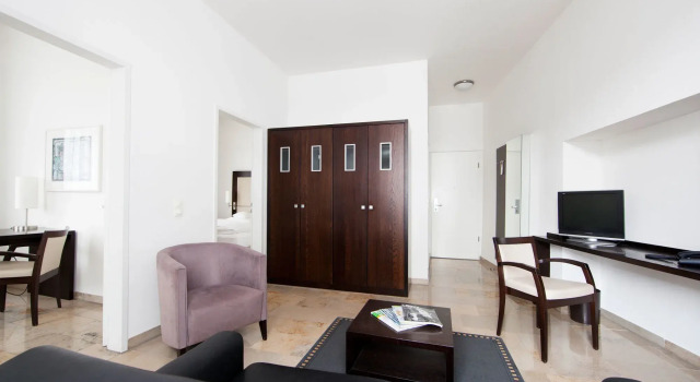 Devin Art Hotel