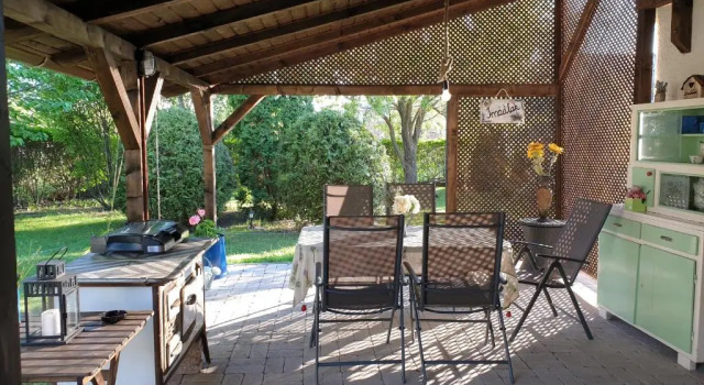 Коттедж с 2 комнатами Lovely Cottage Home