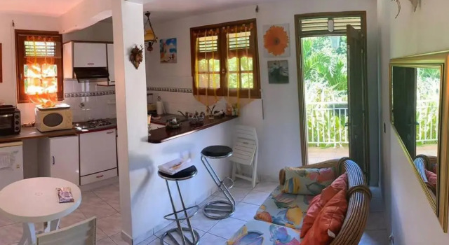 Villa en pleine nature située à 5min d'une plage, Book Villa Villaer i Grande-Terre, Villa