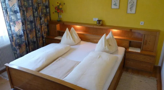 Двухместный номер Standard с балконом и с видом на озеро Hotel-Pension Brönimann