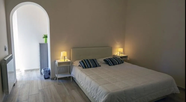 B&B A Casa Di Amici, Забронировать Отель «постель и завтрак» Катания Сицилия, рядом с Italia Metro Station
