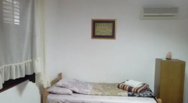 Guest House Zuzic, Buchen Sie Pension Zrenjanin 