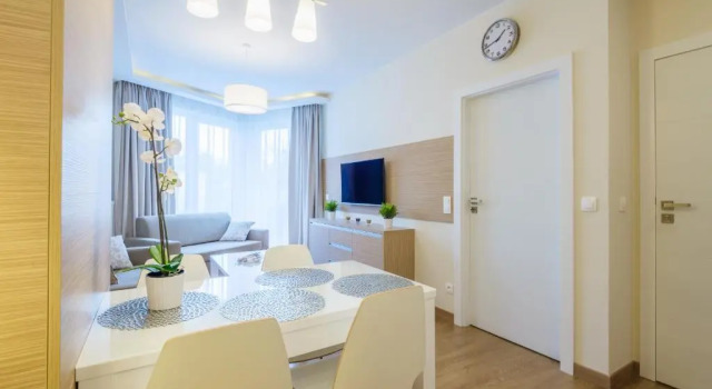 Апартаменты Цокольный этаж c 1 комнатой APARTAMENTY MIERZEJA - MARINA, Kąty Rybackie, 100m od Zalewu Wiślanego, Bezpłatny Meleks