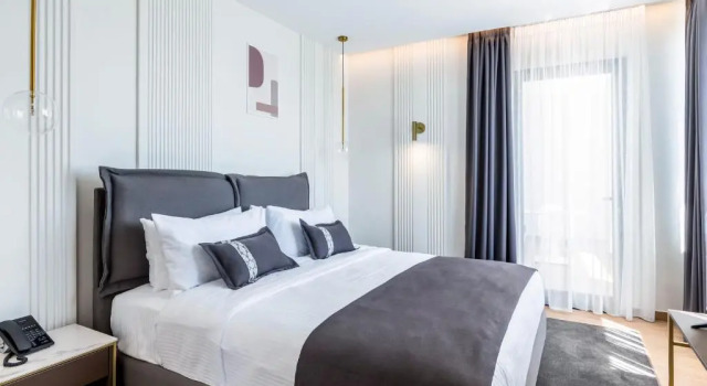 Номер Standard с видом на окрестности Mövenpick Hotel Lalez Durres