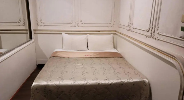 Четырёхместный номер Economy Persimmon Hotel