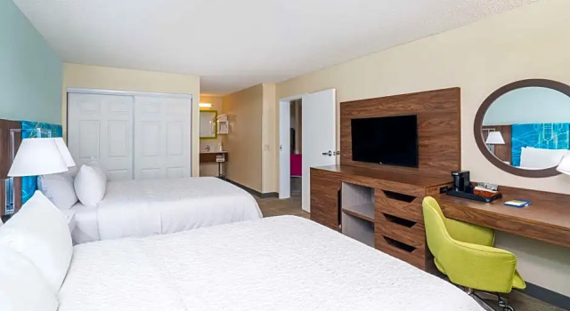 Четырёхместный люкс c 1 комнатой Hampton Inn & Suites West Little Rock