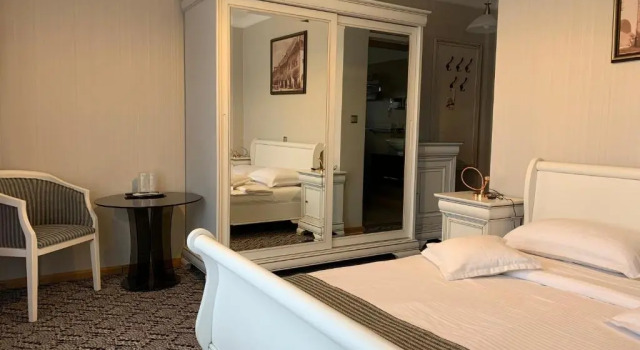Двухместный номер Standard с видом на озеро Hotel Roser House Boutique - pe malul lacului Colibita