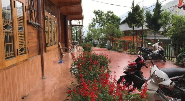 Sau Meo Homestay, Rezervovat Hotel Hotely v Lao Cai s bazénem, Bazén