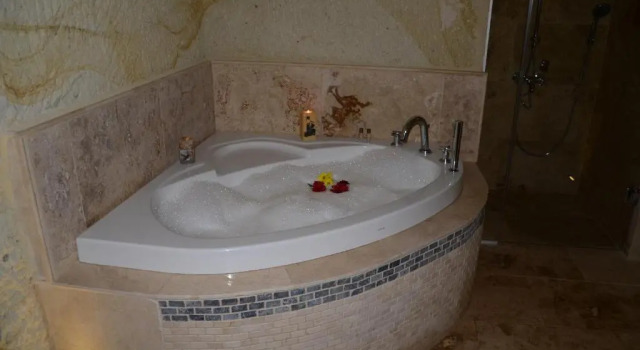 Номер Deluxe Golden Cave Suites