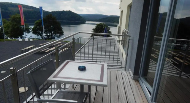 Двухместный номер Standard с балконом Dormio Hotel der Seehof