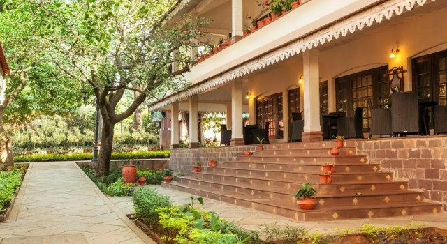 Номер Royal WelcomHeritage Golf View