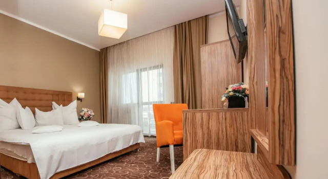 C Pub & Accommodation, Đặt Khách sạn Drobeta-Turnu Severin Mehedinti