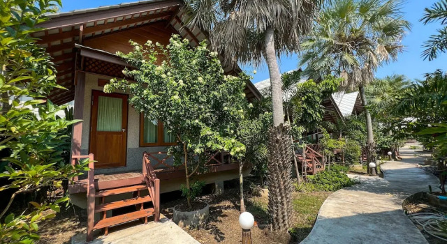 Двухместная вилла Superior с видом на сад Baan Siriporn Resort - โรงแรมบ้านศิริพร รีสอร์ท