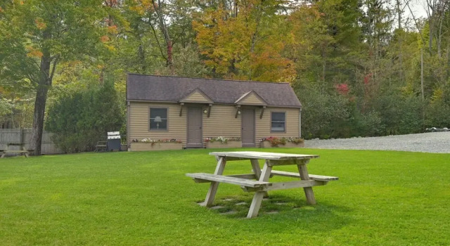 Коттедж Lake George Waterfront Cabin w/ On-site Marina!