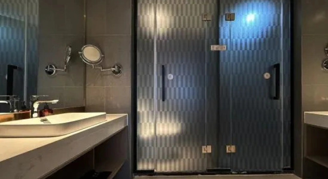 Семейный люкс World Lihao Hotel (Jinan Zhangqiu Railway Station Mingshui Ancient Town)