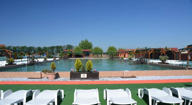 Hotel Apollo, Varaa Hotelli Târgu-Mureş 