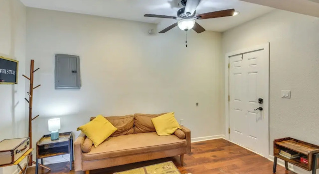 2 Mi to Warren Dunes - Bright Sawyer Apartment!, Book Lejlighed Shorewood-Tower Hills-Harbert USA