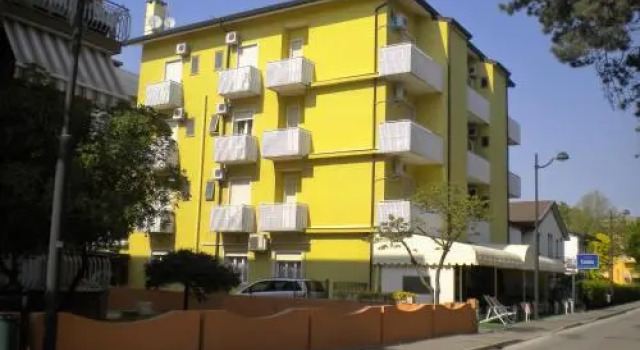 Hotel Luana, Забронировать Отель Каорле Линьяно-Ривьера