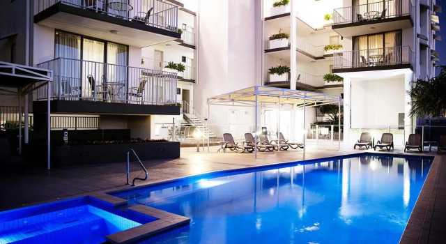 Апартаменты Ocean Views Resort Caloundra