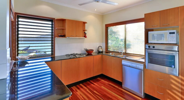 Апартаменты Standard с 3 комнатами Hamilton Island Holiday Homes