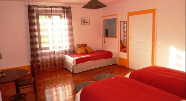 Chambres d'Hôtes La Corne aux Vaches, Book Hotel Hotels in Burgundy with a Pool, Swimming Pool