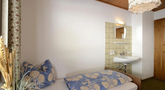 Haus Panorama, Rezerwuj Hotel Hotele w Tyrol z parkingiem, Parking