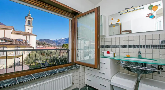Апартаменты Paulie Apartment
