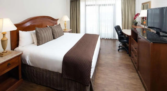 Номер Standard с видом на горы Red Lion Hotel Boise Downtowner