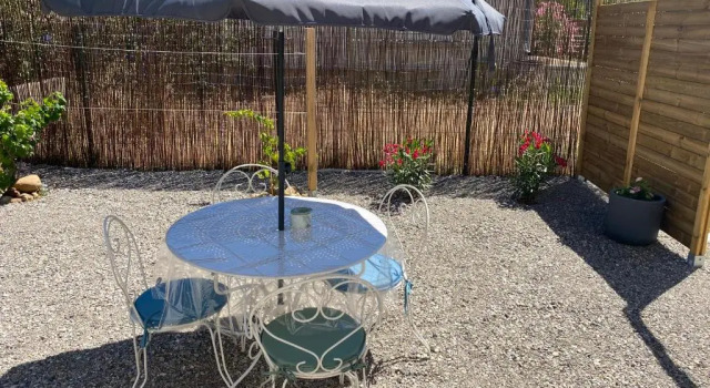 Коттедж с 2 комнатами Maison T3 proche centre-ville quartier le Gand