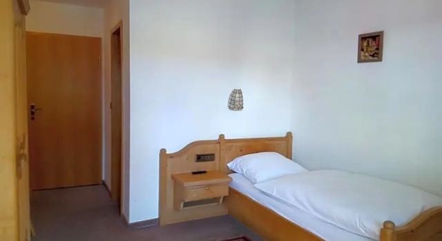 Gästehaus Rössle, Reserva ahora Hotel Friedenweiler Baden-Wurtemberg