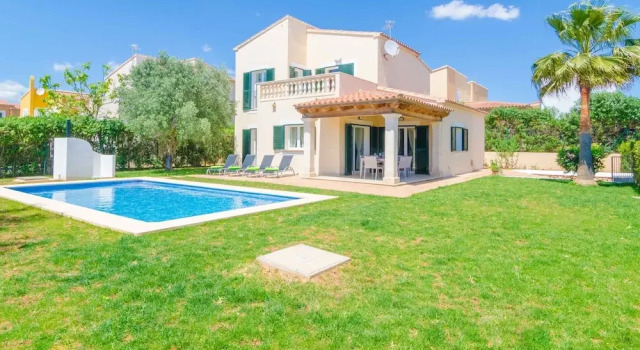 Вилла Voltora in Campos With 3 Bedrooms and 3 Bathrooms