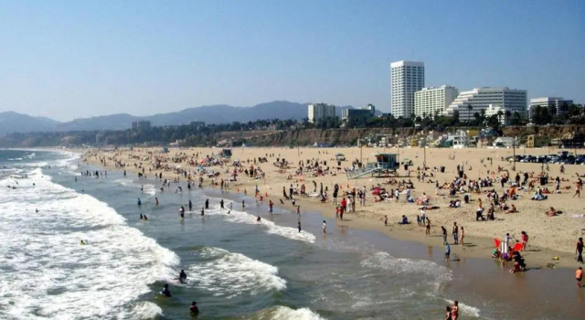 Апартаменты 2BDR & parking 5-10min to Santa Monica Pier