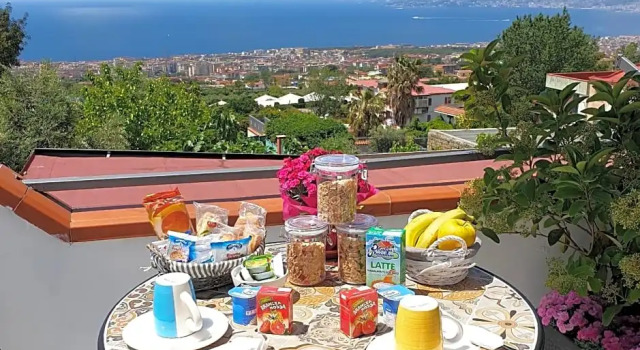 B&B Incanto, Prenota Bed & breakfast Hotel a Ercolano con parcheggio, Parcheggio