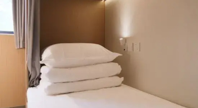 Кровать в общем номере (мужской номер) wohkoon Zhexingsun Youth Hotel（Beijing South Railway Station Majiapu Road Branch）