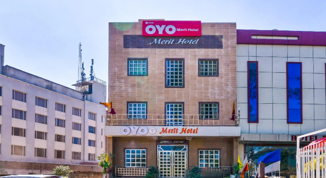 OYO 5539 Merit Hotel