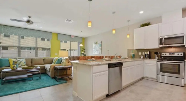 Апартаменты Modern 4BR w Patio Resort Pool Compass Bay