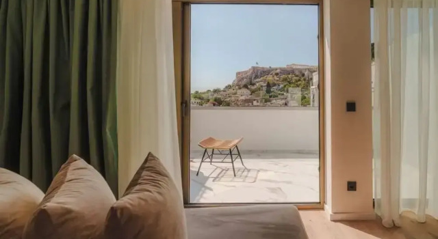 Люкс с балконом Отель Eternity Athens