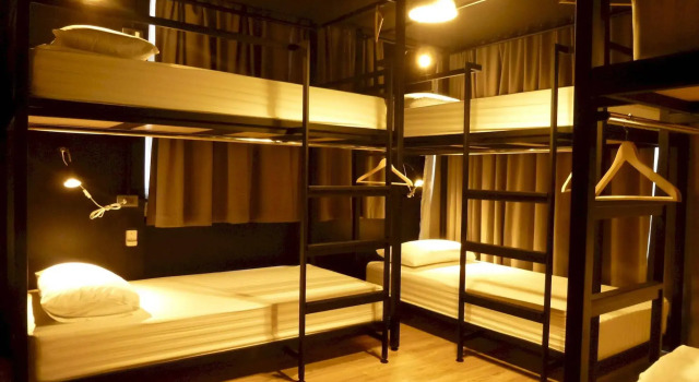 C40Winks Hostel