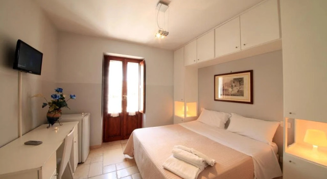 DIMORA AMALFITANA, Забронировать Отель Отели Монополей 4 звезды, 4*