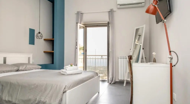 Двухместный номер Deluxe с балконом и с видом на море Guest House Nonnolorè