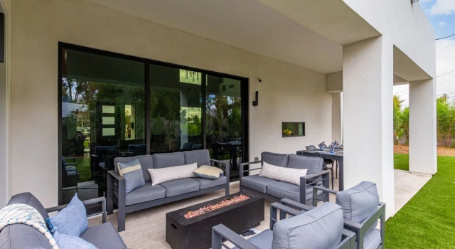 33rd Modern Phoenix 4 Bedroom Home by Redawning, Забронировать Дом для отпуска Кемелбэк-Ист 