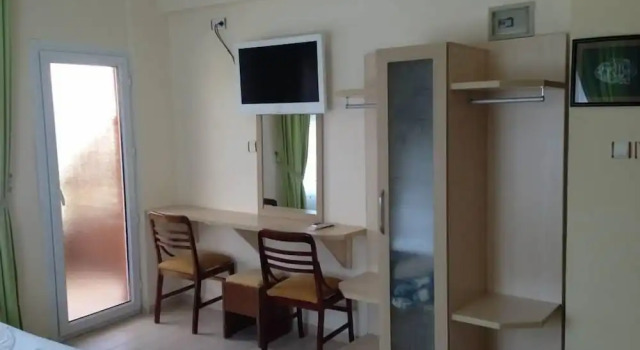 Двухместный номер Standard с балконом Besik Hotel