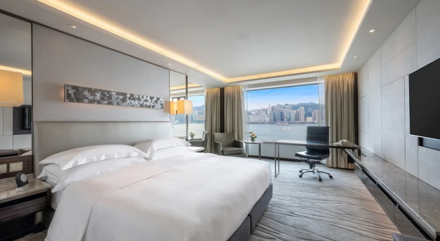 Двухместный номер клубный Classic with Victoria harbour view Отель InterContinental Grand Stanford Hong Kong