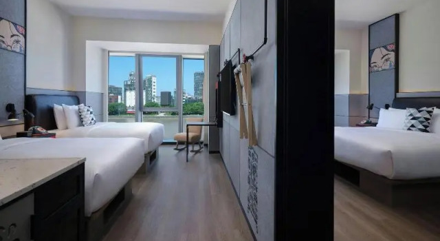Номер Standard Moxy Ningbo Old Bund